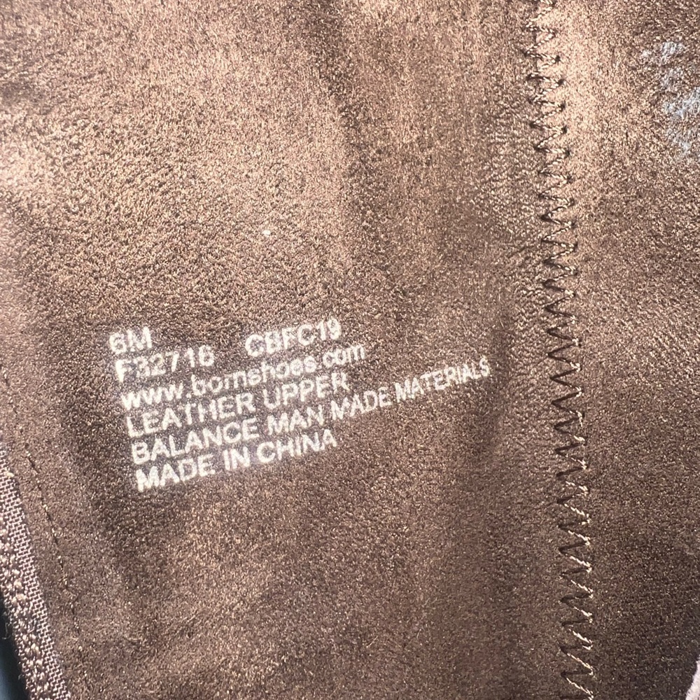 BORN brown tall leather boot - Picture 6 of 6